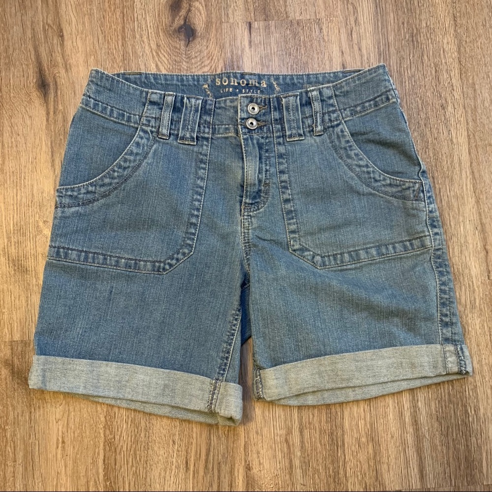 Sonoma Light Wash Mid Thigh Mom Jean Shorts | 6